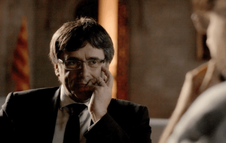 TVE tendrá que dar explicaciones por el uso de la sintonía de El Exorcista para hablar de Puigdemont en Informe Semanal