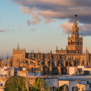 ¿Cuántos hombres pagan por escorts en Sevilla?
