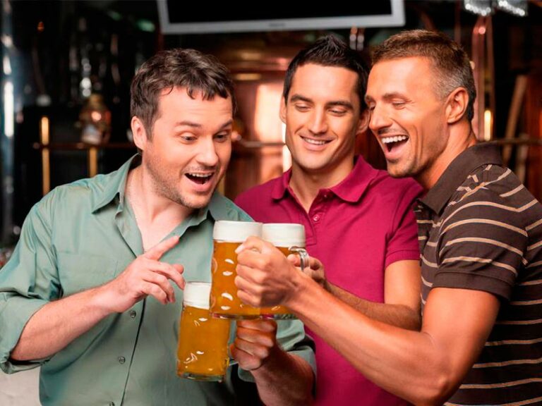 Las mejores ideas para celebrar tu despedida de soltero en Málaga y Sevilla