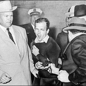 Desclasificado: El FBI perdió las huellas del presunto asesino de Kennedy