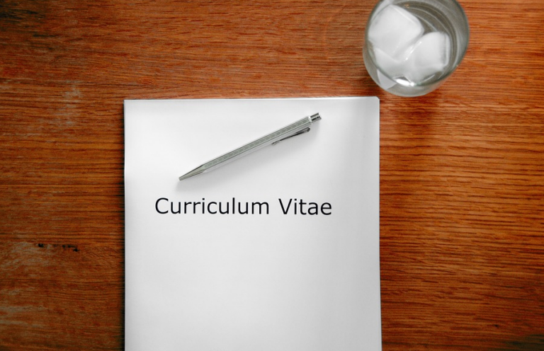 Cómo elaborar un currículum atractivo