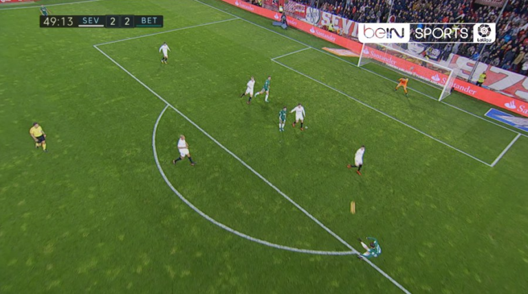 El Real Betis se impone al Sevilla FC en el derbi sevillano (3-5)