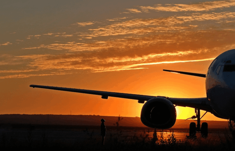 Taxi Aeropuerto de Sevilla: Las mejores opciones para reservar tu transporte privado
