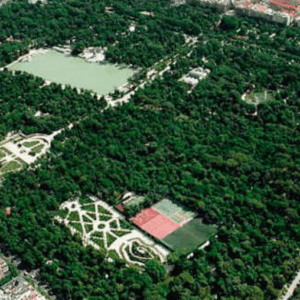 Los gilipollas que criticaban a Carmena por cerrar el parque de El Retiro