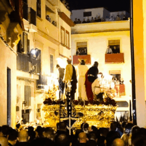 Accidentado Miércoles Santo en la Semana Santa de Sevilla