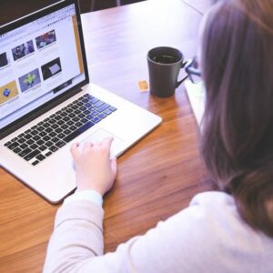 Renovarse o morir; los estudios online