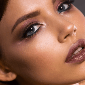 Cómo resaltar la belleza de las mujeres