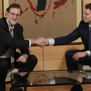 Las 16 causas que no importaron a Ciudadanos para dar su apoyo al PP