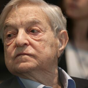 Pedro Sánchez recibe en Moncloa al especulador ultraliberal George Soros