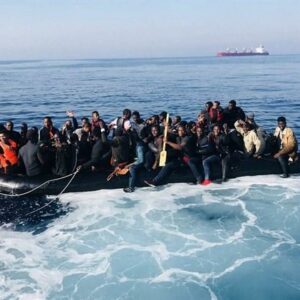 Dos nuevas pateras rescatadas con 133 migrantes a bordo