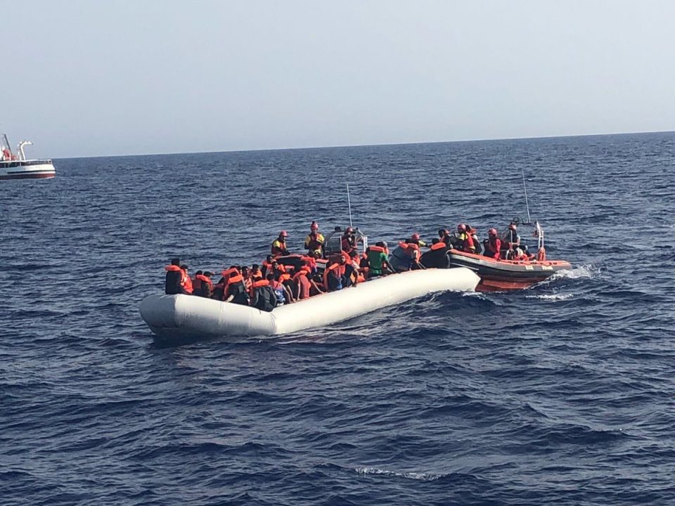 Migrantes rescatados por Open Arms