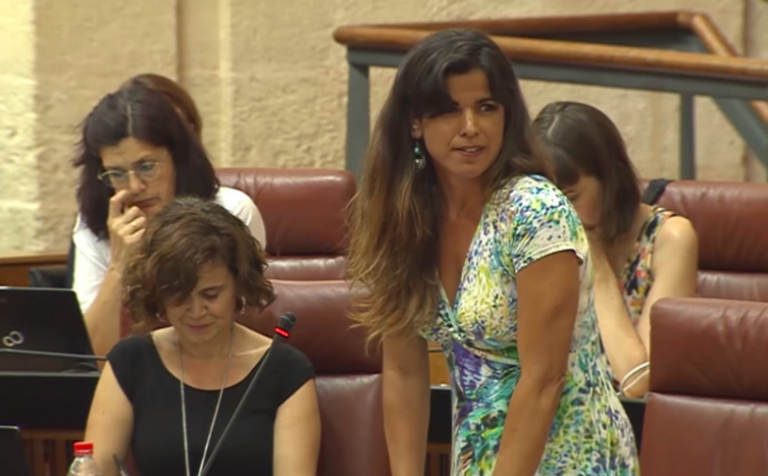 Teresa Rodríguez, denunciada por llamar "asesino" a un franquista que firmó penas de muerte
