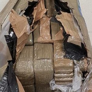 Encuentran en una 'narcoguardería' de La Línea 500 kilos de hachís