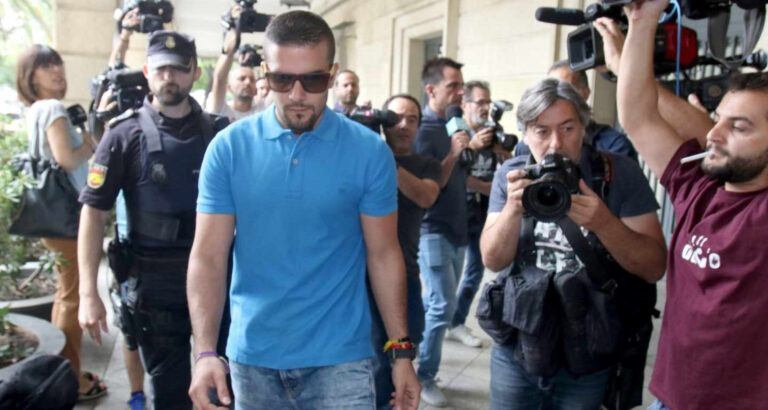 Vuelve a la prisión de la que no debió salir el iluminado de La Manada detenido ayer