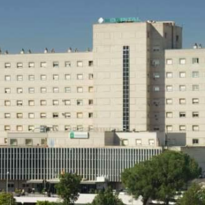 Las dudas del caso de la joven decapitada en el ascensor de un hospital sevillano