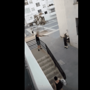 Vídeo: un onubense con una litrona de Cruzcampo intenta mediar en una trifulca que acabó a tiros