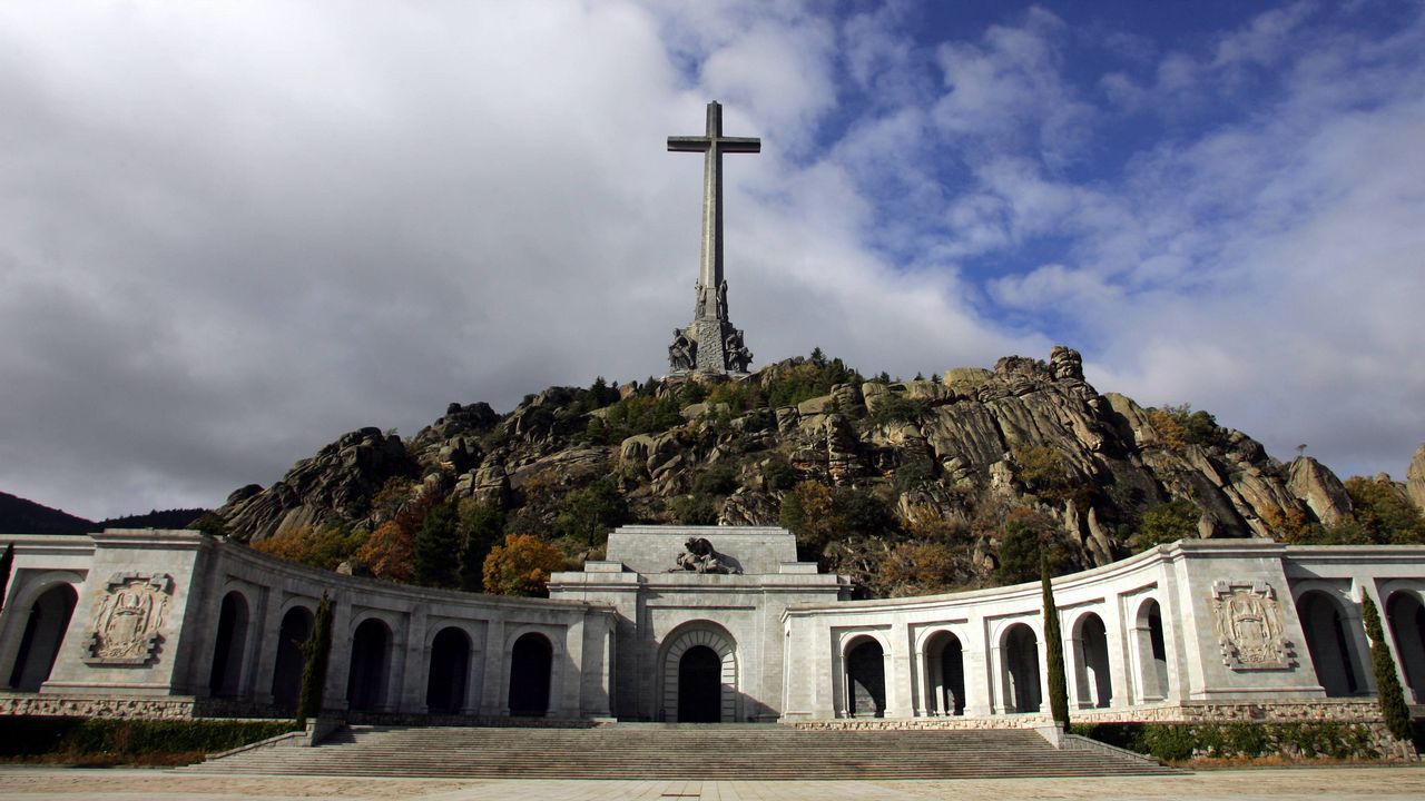 El Gobierno sacará la momia de Franco del Valle de los Caídos el 10 de Junio