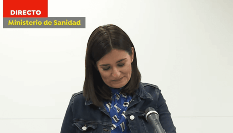 Dimite la Ministra de Sanidad Carmen Montón por su máster en la Rey Juan Carlos
