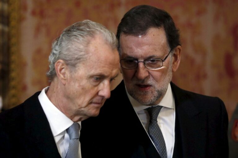 Margarita Robles acusa al ejecutivo de M. Rajoy de apoyar una guerra a espaldas de los españoles