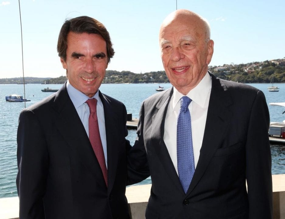 Aznar media en la compra para su jefe, el magnate Murdoch, de 'El Mundo'