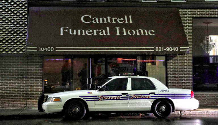 Hallan los restos de más de 30 bebés ocultos en una funeraria en Estados Unidos
