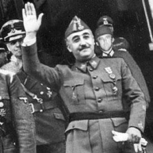 El Tribunal Supremo no paraliza la exhumación de la momia de Franco