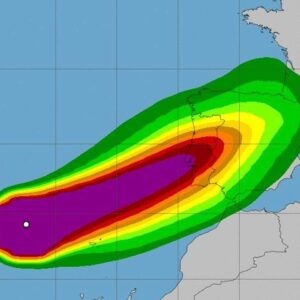 El huracán Leslie llegará a España esta noche