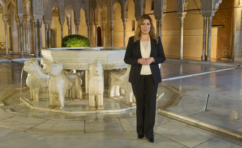 Susana Díaz, jefa de la organización PSOE-A en su aparición navideña en La Alhambra