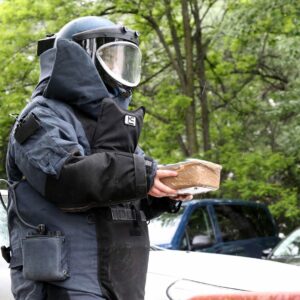 Un bomba estalla en el local de un 'chivato' en el marco de la guerra narco en Marbella