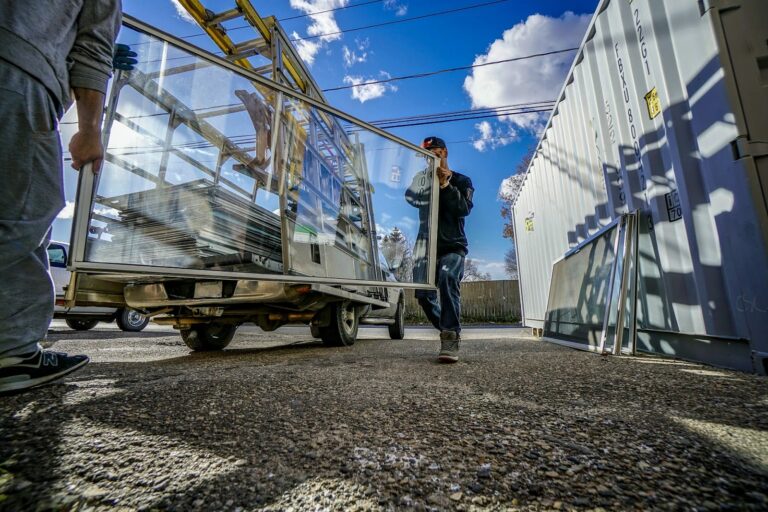 Cómo ahorrar hasta un 60% en mudanzas y envíos