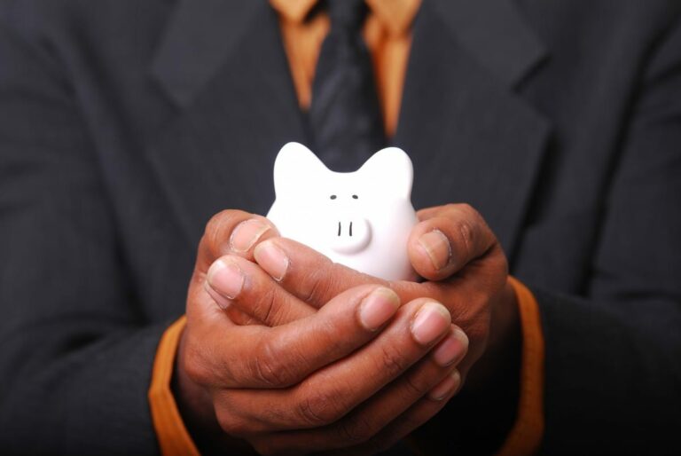 ¿No sabes qué hacer con tus ahorros? Aquí te proponemos algunas ideas
