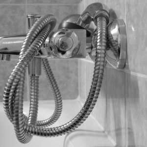 Cómo remodelar el cuarto de baño sin gastar tanto dinero con materiales de calidad