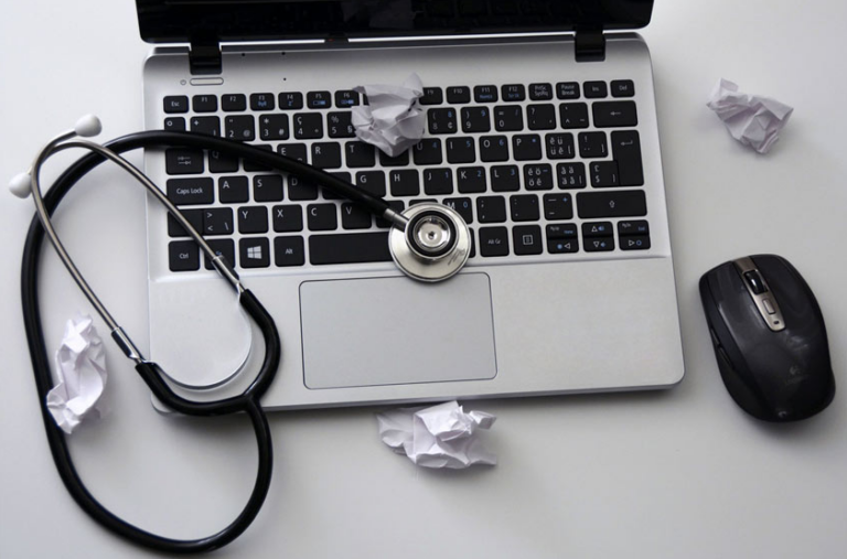 Ventajas de utilizar un software médico para gestionar empresas del sector salud