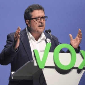 Polémica por un tuit de Francisco Serrano, candidato por Vox a las elecciones andaluzas