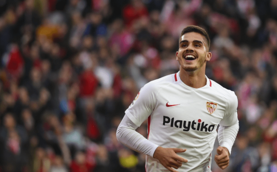 El Sevilla FC, líder en solitario de LaLiga tras vencer al Valladolid por 1 a 0