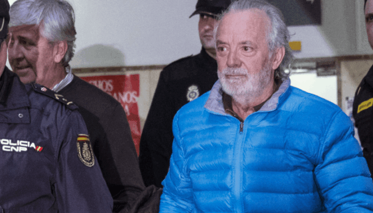La "Justicia" persigue a los periodistas que destaparon el caso Cursach