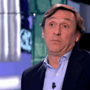 Rafael Hernando y Alfonso Ussía hacen (una vez más) el ridículo en Twitter