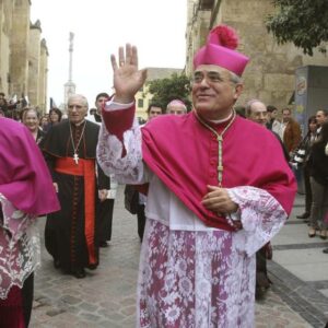 El obispo de Córdoba celebra la victoria de las derechas en Andalucía y espera que ganen en España