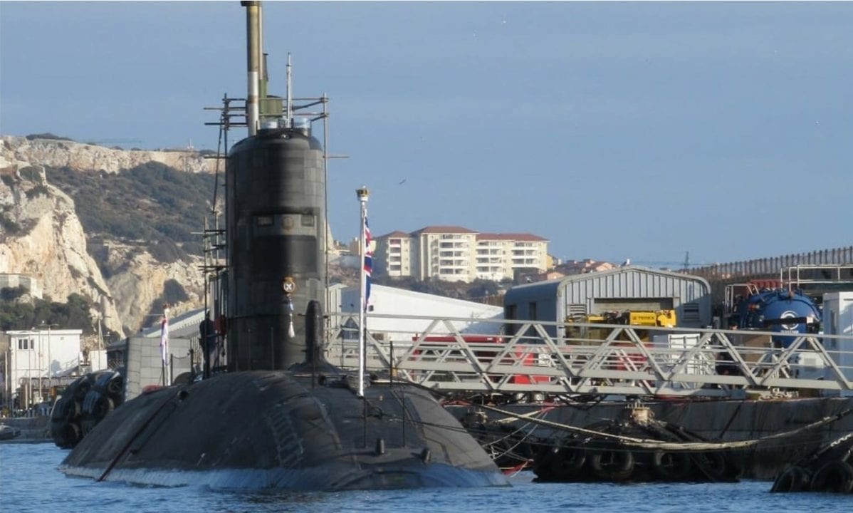 SUbmarino nuclear HMS Talent en Gibraltar