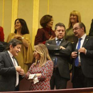 Manifiesto de militantes del PSOE contra los barónes del 'golpe' susánida por 'coincidir' con VOX y C's