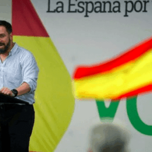 El líder de Vox llegó a cobrar más que el Presidente del Gobierno trabajando puesto a dedo