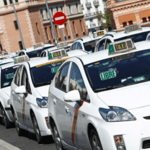 Los taxistas madrileños suspenden su huelga tras 16 días sin conseguir ninguno de sus objetivos