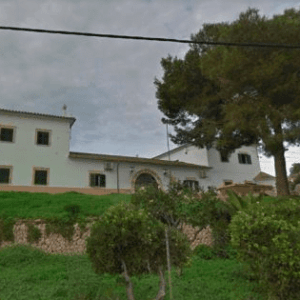Sancionan a tres guardias civiles por poner el 'Cara al sol' por la megafonía del cuartel