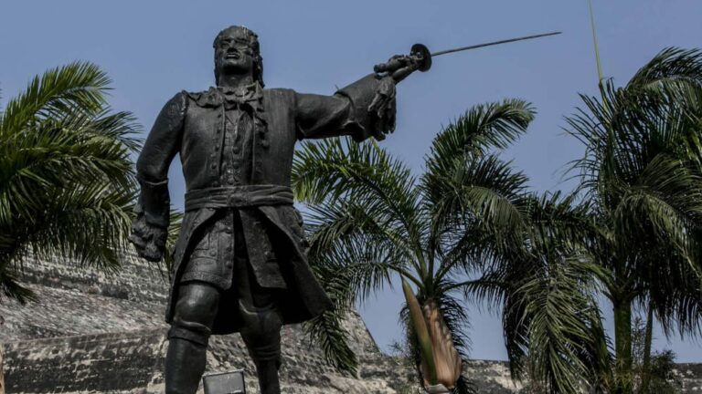 Enrique Cerezo producirá una serie sobre Blas de Lezo y la mayor derrota naval de Gran Bretaña