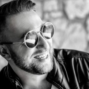 Tendencias en moda y belleza masculina para esta primavera