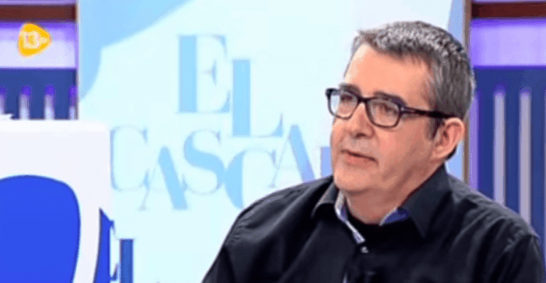 El derrape del "Periodista" Max Pradera: "pudiéndose haber quemado La Almudena, va y se quema Notre Dame"