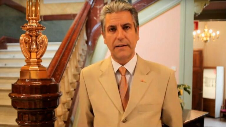 El número 1 de VOX al Senado por Barcelona fue condenado por participar en actos violentos de extrema derecha