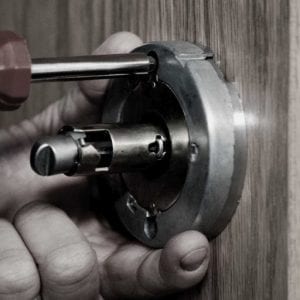El cerrajero es un profesional que ofrece seguridad
