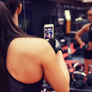 Los que publican sus 'selfies' en el gimnasio para obtener 'likes' tienen un trastorno mental