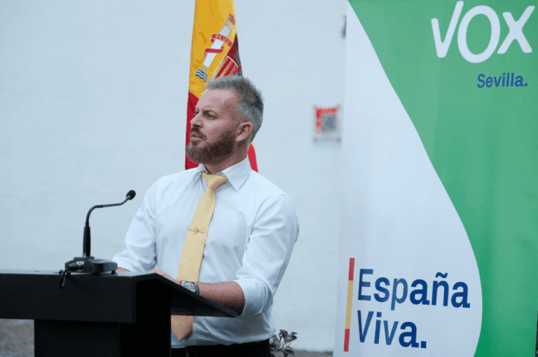 Un expolicía condecorado por salvar a maltratadas, candidato de Vox a la alcaldía de Dos Hermanas